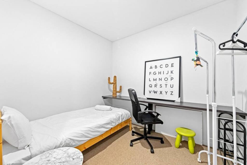Four Bedroom Apartment With Facilities In Olympic Park Sydney Exterior foto